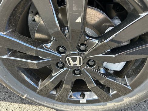 New 2026 Honda HR-V Sport image 18