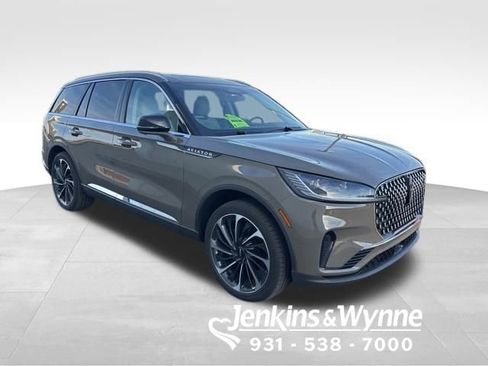 New 2025 Lincoln Aviator Reserve w/ Equipment Group 201A AWD/4WD image 4