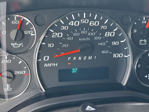 New 2025 GMC Savana 2500 Extended w/ Driver Convenience Package RWD image 12