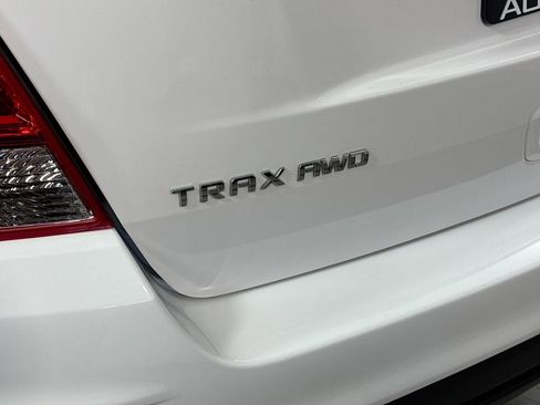 Used 2020 Chevrolet Trax LS w/ Tint and Cruise Package AWD/4WD image 11