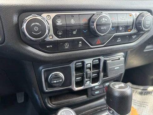 Used 2024 Jeep Wrangler Unlimited Sport AWD/4WD image 53