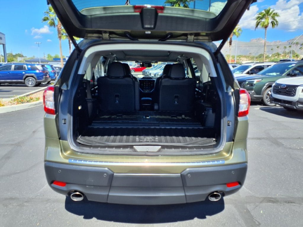 Used 2025 Subaru Ascent Touring w/ Popular Package #1 AWD/4WD image 15