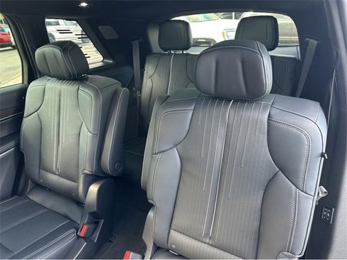 New 2026 Cadillac Vistiq Luxury image 18