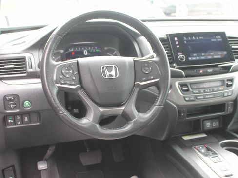 Used 2023 Honda Passport EX-L image 18