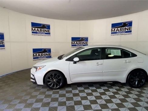 Used 2025 Toyota Corolla SE image 7