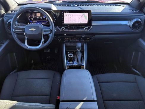 Certified 2024 Chevrolet Colorado LT w/ LT Convenience Package II image 17