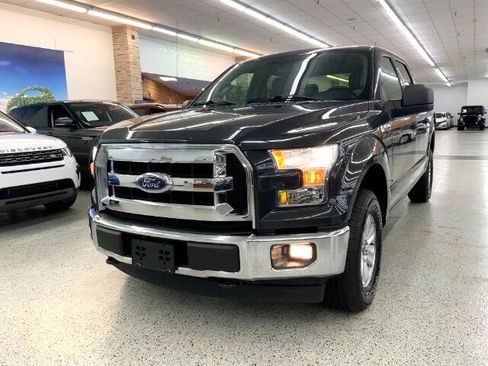 Used 2017 Ford F150 XLT image 1