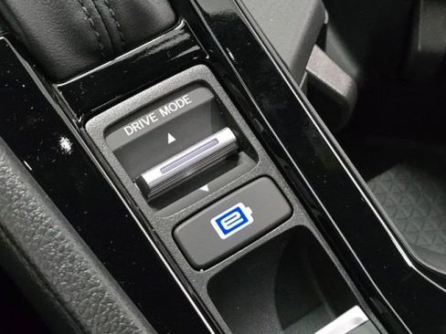 Used 2025 Honda Accord Sport image 13
