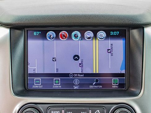 Used 2017 Chevrolet Suburban Premier AWD/4WD image 28
