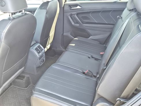 Used 2024 Volkswagen Tiguan SE R-Line image 6