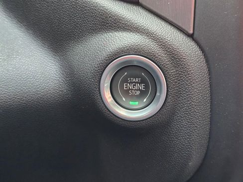 Used 2021 GMC Sierra 1500 Denali w/ Driver Alert Package II AWD/4WD image 34