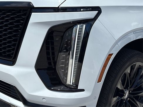 New 2026 Cadillac Escalade ESV Platinum Sport AWD/4WD image 14