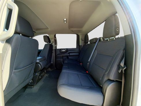 Used 2024 Chevrolet Silverado 2500 Custom w/ Custom Value Package image 22