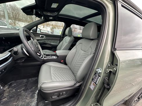 Used 2025 Kia Sorento SX Prestige w/ Sage Leather Package image 37