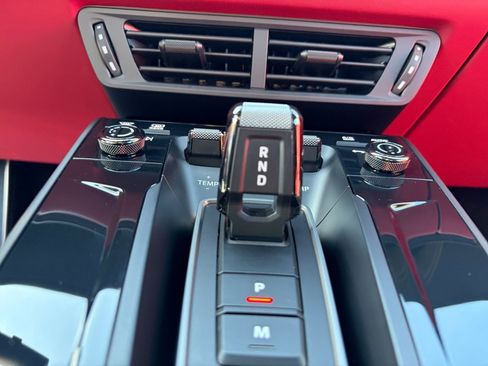 Certified 2025 Porsche 911 Carrera GTS image 25