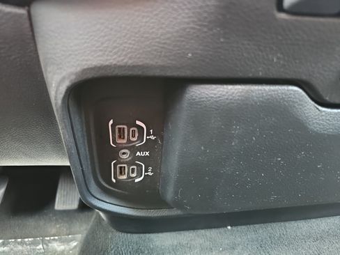Used 2022 RAM 1500 Big Horn AWD/4WD image 25