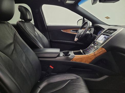 Used 2018 Lincoln MKX Reserve w/ Driver Assistance Package FWD image 21
