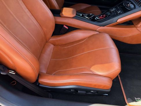 Used 2018 Lamborghini Huracan LP 610-4 image 25