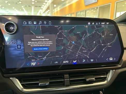 New 2026 Chevrolet Equinox EV LT image 23