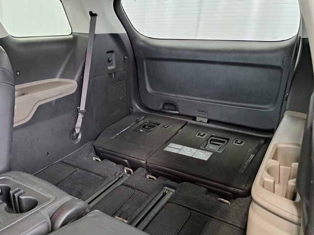 Used 2025 Kia Carnival FWD image 31