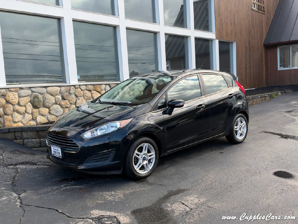 Used 2017 Ford Fiesta SE w/ Cold Weather Package FWD image 1