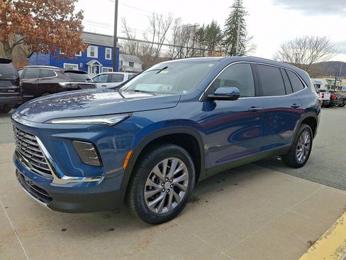 New 2026 Buick Enclave Preferred w/ Power Package image 3