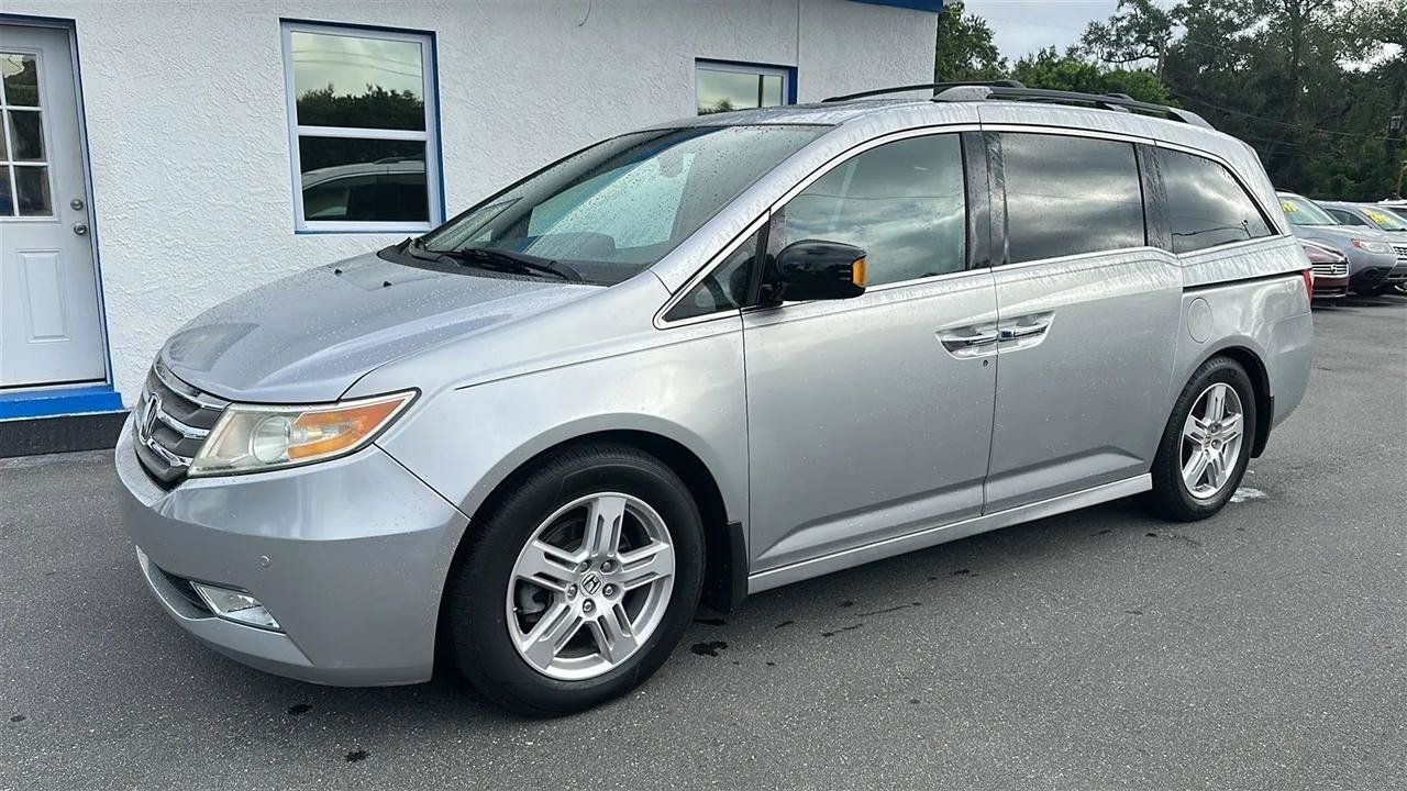Used 2013 Honda Odyssey Touring image 12