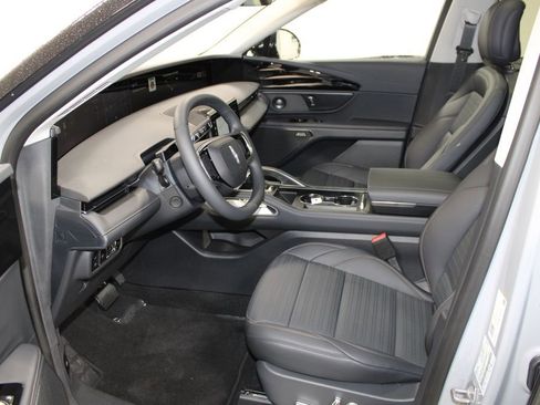 New 2026 Lincoln Nautilus Reserve w/ Jet Appearance Package image 22