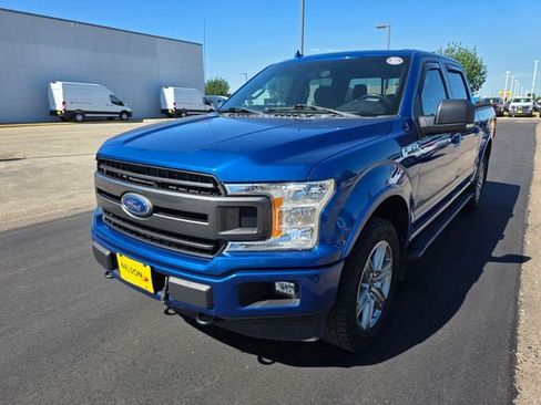 Used 2018 Ford F150 XLT w/ Equipment Group 302A Luxury AWD/4WD image 2