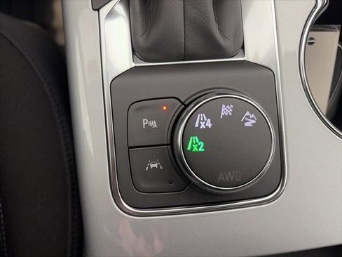 New 2025 Chevrolet Blazer LT w/ Convenience Package image 23