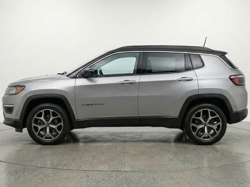 Used 2025 Jeep Compass Limited image 9