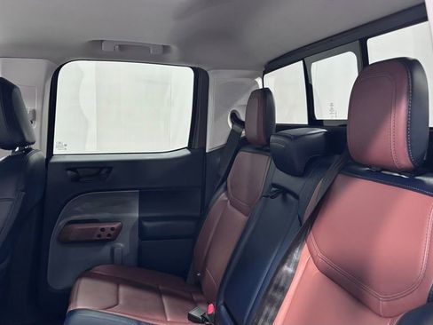 Used 2022 Ford Maverick Lariat w/ Lariat Luxury Package image 21