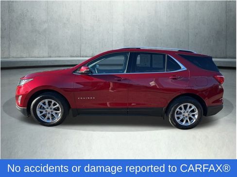 Used 2018 Chevrolet Equinox LT w/ Sun & Infotainment Package image 2