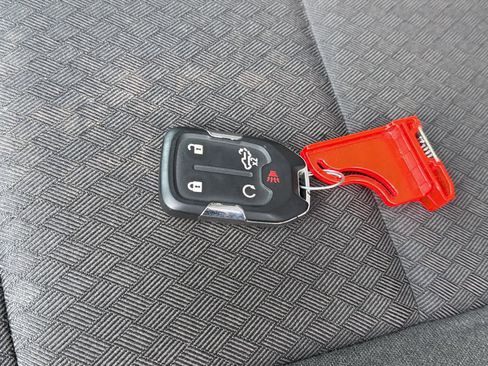 Used 2021 Chevrolet Silverado 1500 LT Trail Boss image 20