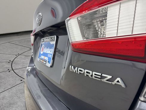 Used 2020 Subaru Impreza 2.0i Limited image 18