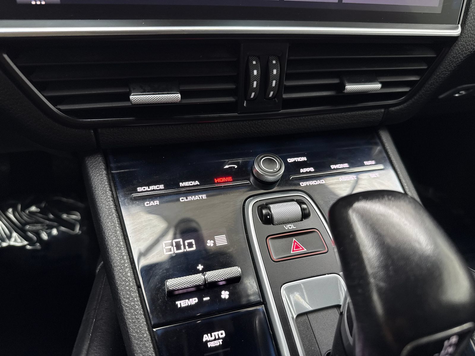 Used 2019 Porsche Cayenne AWD/4WD image 31