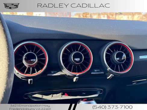 Used 2018 Audi TT RS w/ Technology Package image 9