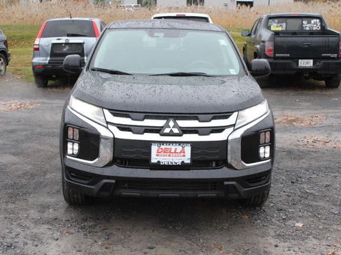 Used 2023 Mitsubishi Outlander Sport ES image 2