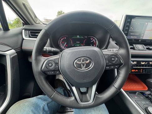 Used 2019 Toyota RAV4 Adventure w/ Cold Weather Package AWD/4WD image 18