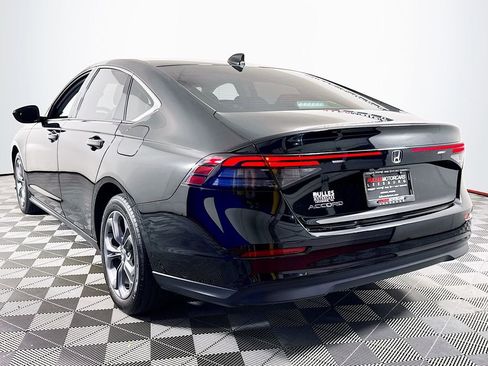 Used 2023 Honda Accord EX image 5