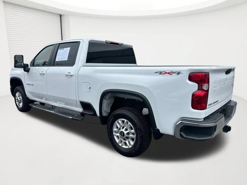 Used 2025 Chevrolet Silverado 2500 LT w/ Convenience Package AWD/4WD image 7