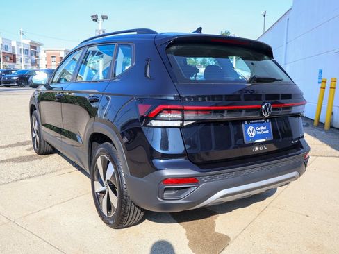 Used 2025 Volkswagen Taos S AWD/4WD image 3