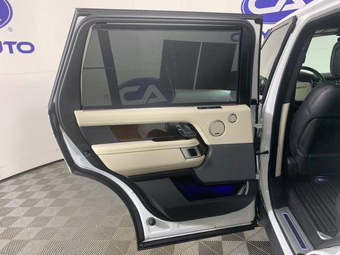 Used 2020 Land Rover Range Rover Long Wheelbase HSE image 29