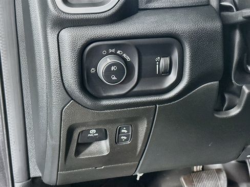 Used 2022 RAM 1500 Big Horn RWD image 16