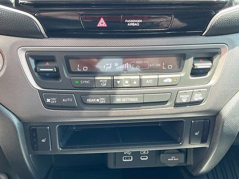Used 2024 Honda Ridgeline RTL image 15