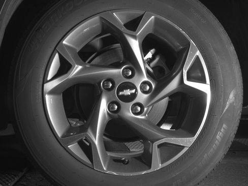 Used 2025 Chevrolet Trax LT w/ LT Convenience Package FWD image 14