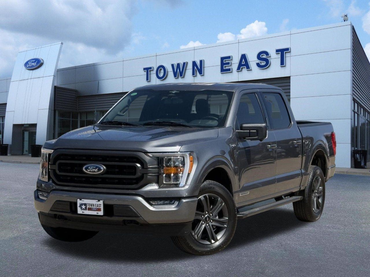 Used 2023 Ford F150 XLT w/ Equipment Group 302A High AWD/4WD image 1