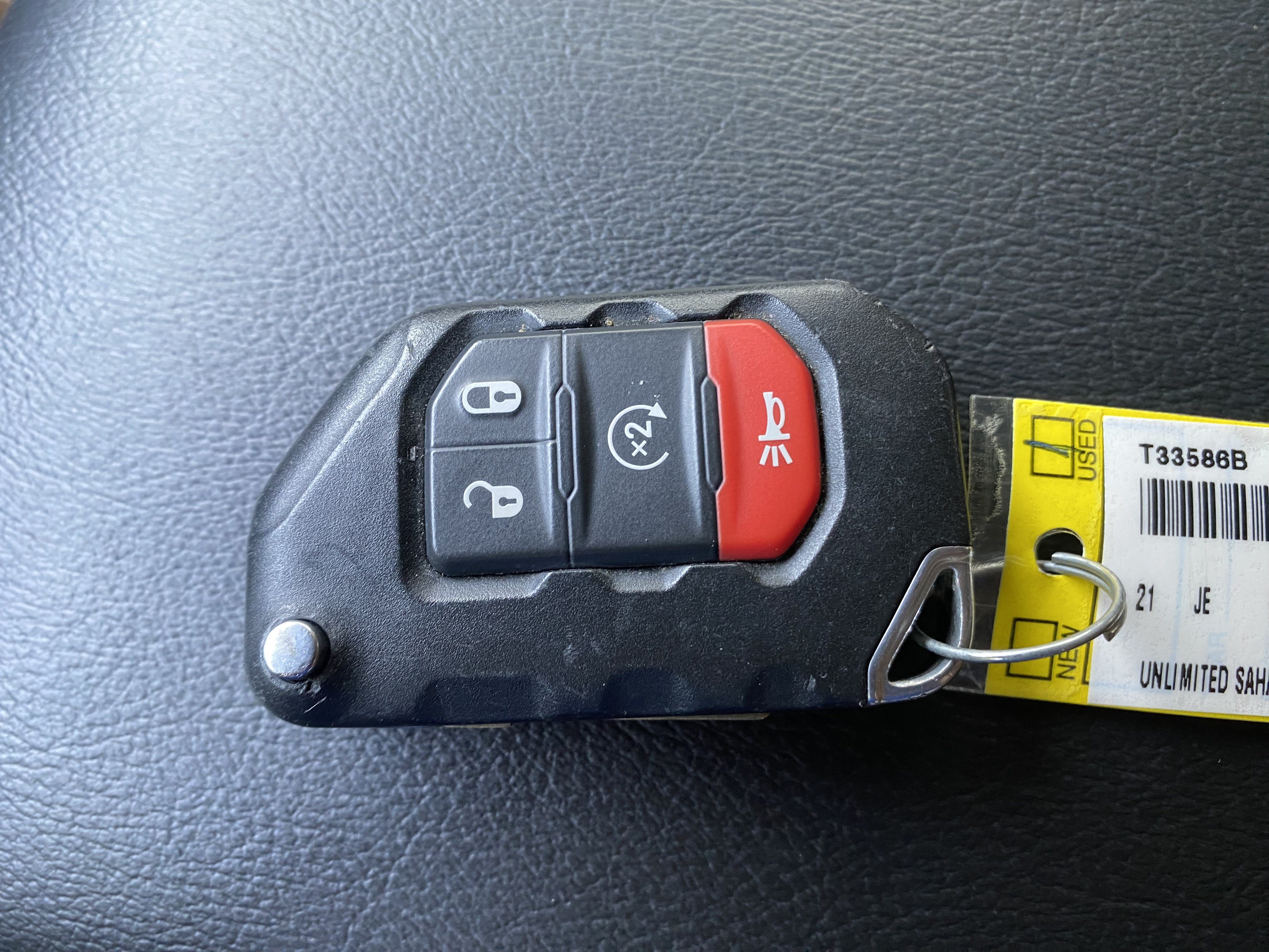 Used 2021 Jeep Wrangler Unlimited Sahara AWD/4WD image 36