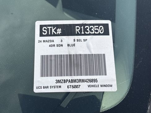 Used 2024 MAZDA MAZDA3 s FWD image 30