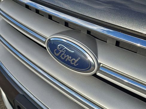 Used 2018 Ford Escape SEL image 37